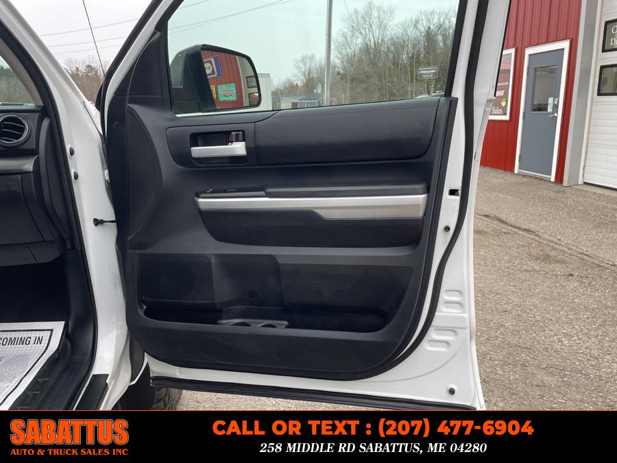 2014 Toyota Tundra 4WD Truck CrewMax 5.7L V8 6-Spd AT SR5 (Natl), available for sale in Sabattus, Maine | Sabattus Auto and Truck Sales Inc. Sabattus, Maine 2014 Toyota Tundra 4WD Truck CrewMax 5.7L V8 6-Spd AT SR5 (Natl), available for sale in Sabattus, Maine | Sabattus Auto and Truck Sales Inc. Sabattus, Maine
