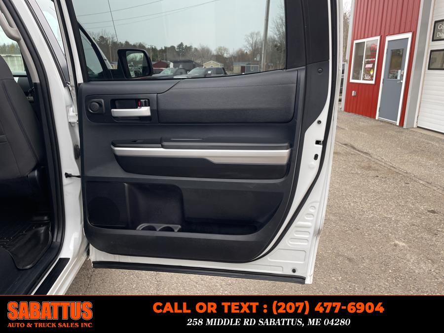 2014 Toyota Tundra 4WD Truck CrewMax 5.7L V8 6-Spd AT SR5 (Natl), available for sale in Sabattus, Maine | Sabattus Auto and Truck Sales Inc. Sabattus, Maine 2014 Toyota Tundra 4WD Truck CrewMax 5.7L V8 6-Spd AT SR5 (Natl), available for sale in Sabattus, Maine | Sabattus Auto and Truck Sales Inc. Sabattus, Maine