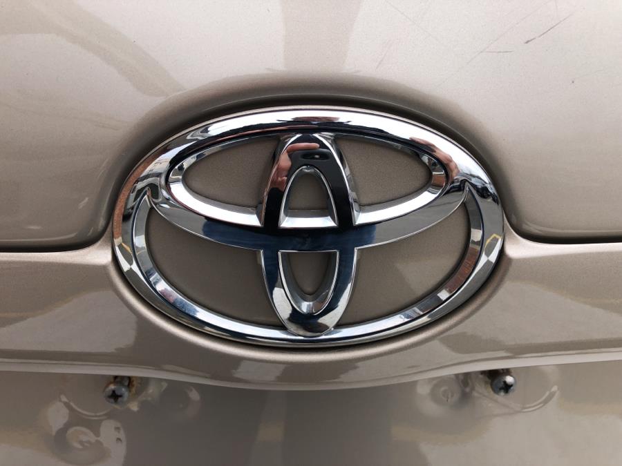2009 Toyota Camry XLE, available for sale in Waterbury, Connecticut | National Auto Brokers, Inc.. Waterbury, Connecticut 2009 Toyota Camry XLE, available for sale in Waterbury, Connecticut | National Auto Brokers, Inc.. Waterbury, Connecticut