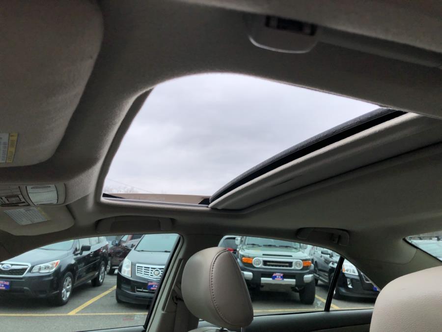 2009 Toyota Camry XLE, available for sale in Waterbury, Connecticut | National Auto Brokers, Inc.. Waterbury, Connecticut 2009 Toyota Camry XLE, available for sale in Waterbury, Connecticut | National Auto Brokers, Inc.. Waterbury, Connecticut