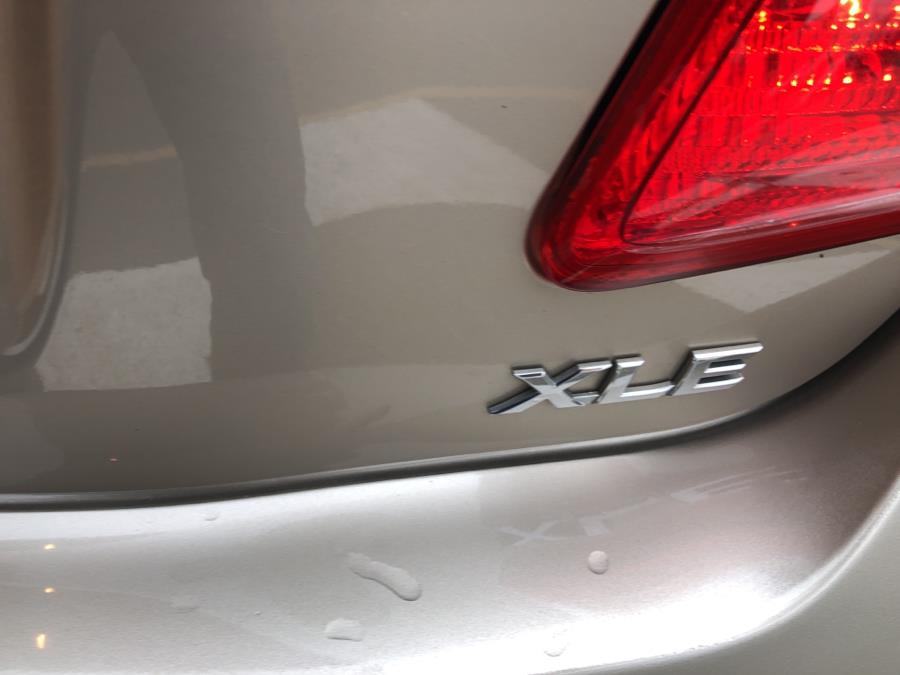 2009 Toyota Camry XLE, available for sale in Waterbury, Connecticut | National Auto Brokers, Inc.. Waterbury, Connecticut 2009 Toyota Camry XLE, available for sale in Waterbury, Connecticut | National Auto Brokers, Inc.. Waterbury, Connecticut
