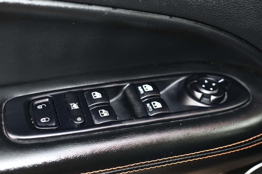 2020 Jeep Compass Limited 4x4, available for sale in Jamaica, New York | Hillside Auto Mall Inc.. Jamaica, New York 2020 Jeep Compass Limited 4x4, available for sale in Jamaica, New York | Hillside Auto Mall Inc.. Jamaica, New York