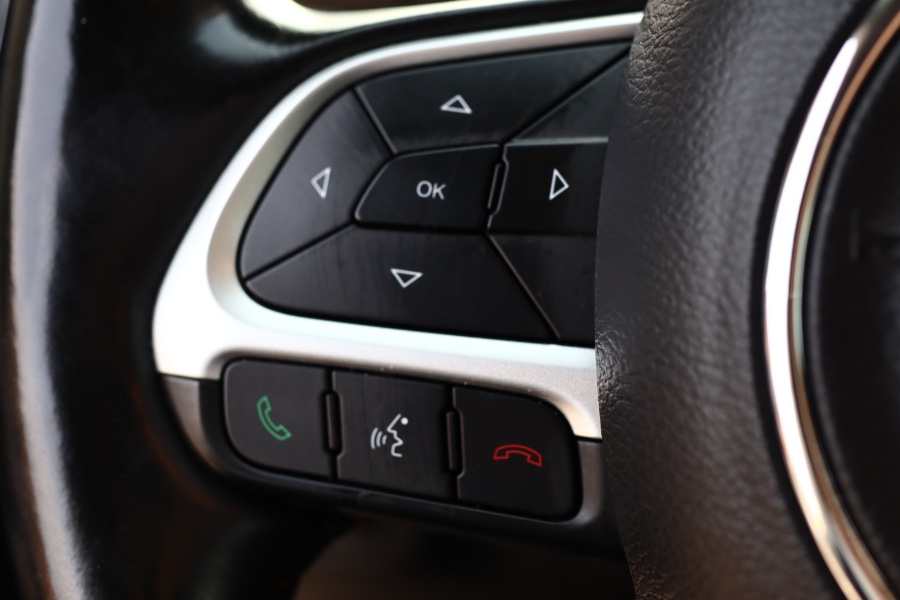 2020 Jeep Compass Limited 4x4, available for sale in Jamaica, New York | Hillside Auto Mall Inc.. Jamaica, New York 2020 Jeep Compass Limited 4x4, available for sale in Jamaica, New York | Hillside Auto Mall Inc.. Jamaica, New York