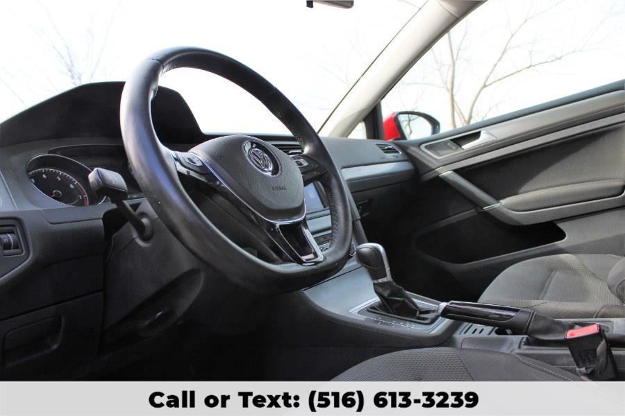 2016 Volkswagen Golf 4dr HB Auto TSI S, available for sale in Great Neck, New York | Great Neck Car Buyers & Sellers. Great Neck, New York 2016 Volkswagen Golf 4dr HB Auto TSI S, available for sale in Great Neck, New York | Great Neck Car Buyers & Sellers. Great Neck, New York