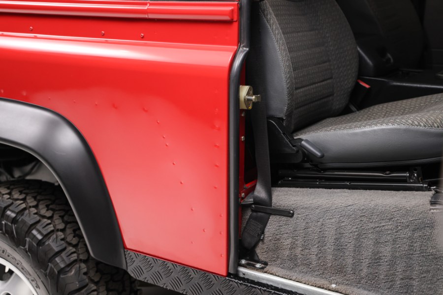 1997 Land Rover Defender 90 2dr Station Wagon Hard-Top, available for sale in North Salem, New York | Meccanic Shop North Inc. North Salem, New York 1997 Land Rover Defender 90 2dr Station Wagon Hard-Top, available for sale in North Salem, New York | Meccanic Shop North Inc. North Salem, New York