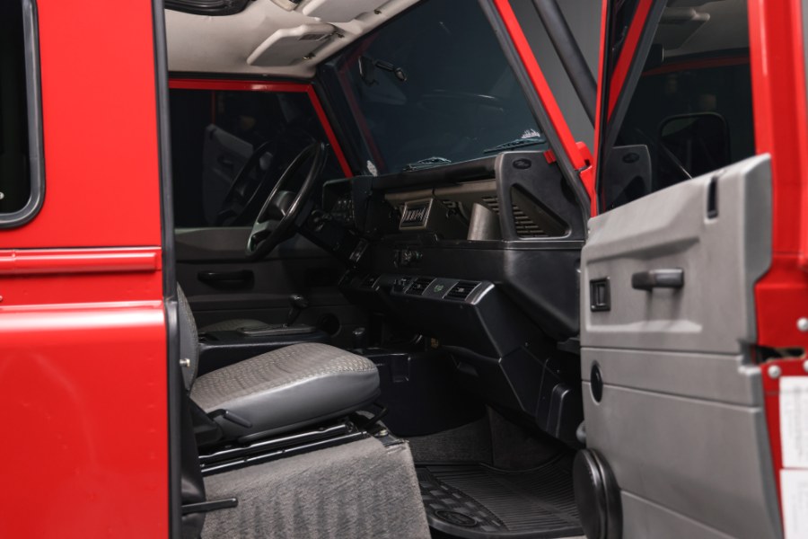 1997 Land Rover Defender 90 2dr Station Wagon Hard-Top, available for sale in North Salem, New York | Meccanic Shop North Inc. North Salem, New York 1997 Land Rover Defender 90 2dr Station Wagon Hard-Top, available for sale in North Salem, New York | Meccanic Shop North Inc. North Salem, New York