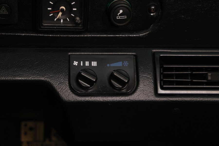 1997 Land Rover Defender 90 2dr Station Wagon Hard-Top, available for sale in North Salem, New York | Meccanic Shop North Inc. North Salem, New York 1997 Land Rover Defender 90 2dr Station Wagon Hard-Top, available for sale in North Salem, New York | Meccanic Shop North Inc. North Salem, New York