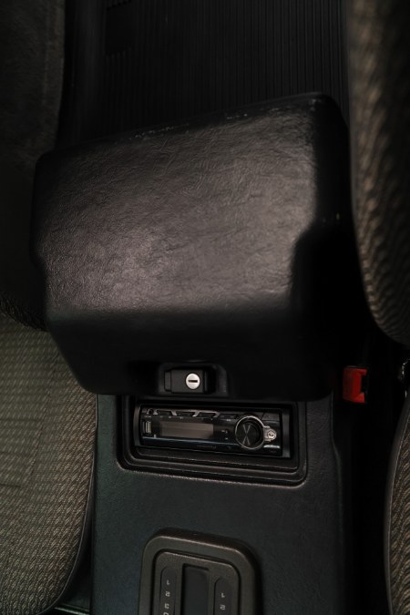 1997 Land Rover Defender 90 2dr Station Wagon Hard-Top, available for sale in North Salem, New York | Meccanic Shop North Inc. North Salem, New York 1997 Land Rover Defender 90 2dr Station Wagon Hard-Top, available for sale in North Salem, New York | Meccanic Shop North Inc. North Salem, New York