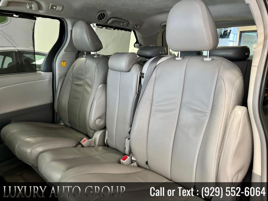 2011 Toyota Sienna 5dr 8-Pass Van V6 LE FWD, available for sale in Bronx, New York | Luxury Auto Group. Bronx, New York 2011 Toyota Sienna 5dr 8-Pass Van V6 LE FWD, available for sale in Bronx, New York | Luxury Auto Group. Bronx, New York