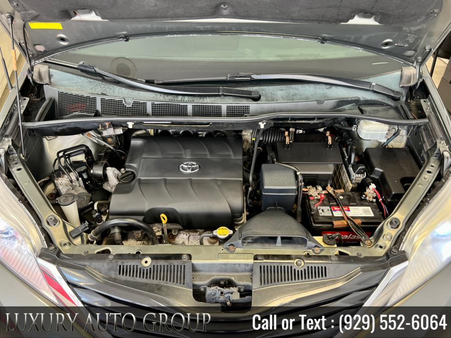 2011 Toyota Sienna 5dr 8-Pass Van V6 LE FWD, available for sale in Bronx, New York | Luxury Auto Group. Bronx, New York 2011 Toyota Sienna 5dr 8-Pass Van V6 LE FWD, available for sale in Bronx, New York | Luxury Auto Group. Bronx, New York