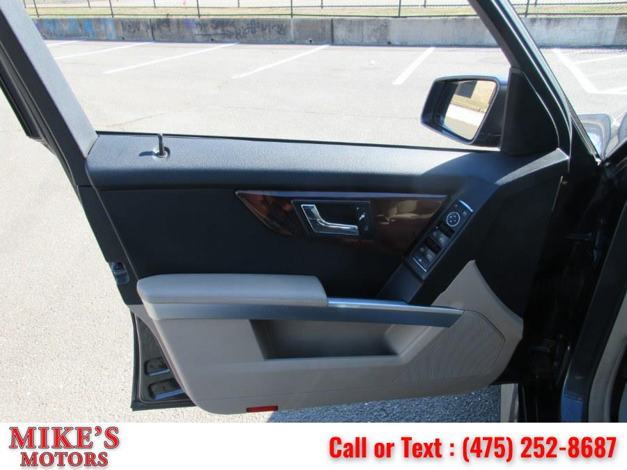 2010 Mercedes-Benz GLK-Class 4MATIC 4dr GLK350, available for sale in Stratford, Connecticut | Mike's Motors LLC. Stratford, Connecticut 2010 Mercedes-Benz GLK-Class 4MATIC 4dr GLK350, available for sale in Stratford, Connecticut | Mike's Motors LLC. Stratford, Connecticut