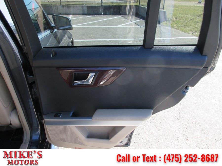 2010 Mercedes-Benz GLK-Class 4MATIC 4dr GLK350, available for sale in Stratford, Connecticut | Mike's Motors LLC. Stratford, Connecticut 2010 Mercedes-Benz GLK-Class 4MATIC 4dr GLK350, available for sale in Stratford, Connecticut | Mike's Motors LLC. Stratford, Connecticut
