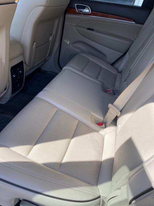 2011 Jeep Grand Cherokee OVERLAND, available for sale in Bridgeport, Connecticut | CT Auto. Bridgeport, Connecticut 2011 Jeep Grand Cherokee OVERLAND, available for sale in Bridgeport, Connecticut | CT Auto. Bridgeport, Connecticut