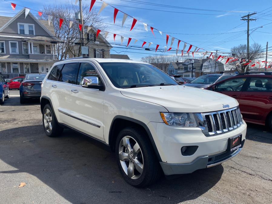 2011 Jeep Grand Cherokee OVERLAND, available for sale in Bridgeport, Connecticut | CT Auto. Bridgeport, Connecticut 2011 Jeep Grand Cherokee OVERLAND, available for sale in Bridgeport, Connecticut | CT Auto. Bridgeport, Connecticut