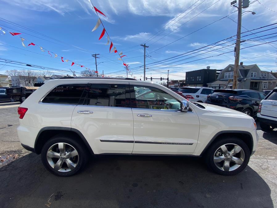 2011 Jeep Grand Cherokee OVERLAND, available for sale in Bridgeport, Connecticut | CT Auto. Bridgeport, Connecticut 2011 Jeep Grand Cherokee OVERLAND, available for sale in Bridgeport, Connecticut | CT Auto. Bridgeport, Connecticut