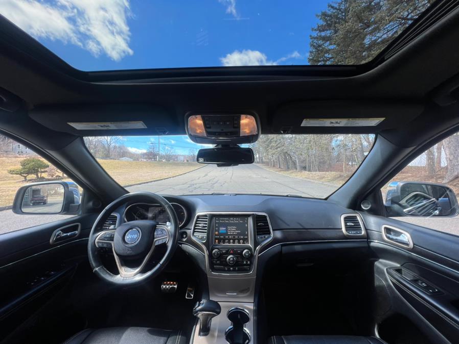 2015 Jeep Grand Cherokee 4WD 4dr Limited, available for sale in Waterbury, Connecticut | Platinum Auto Care. Waterbury, Connecticut 2015 Jeep Grand Cherokee 4WD 4dr Limited, available for sale in Waterbury, Connecticut | Platinum Auto Care. Waterbury, Connecticut
