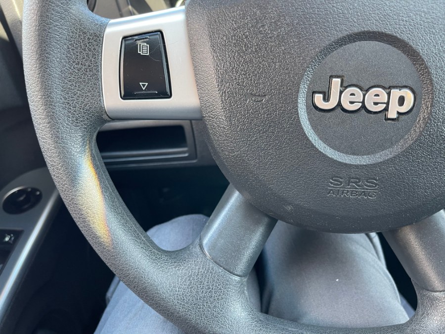 2008 Jeep Commander 4WD 4dr Sport, available for sale in Huntington Station, New York | My Auto Inc.. Huntington Station, New York 2008 Jeep Commander 4WD 4dr Sport, available for sale in Huntington Station, New York | My Auto Inc.. Huntington Station, New York