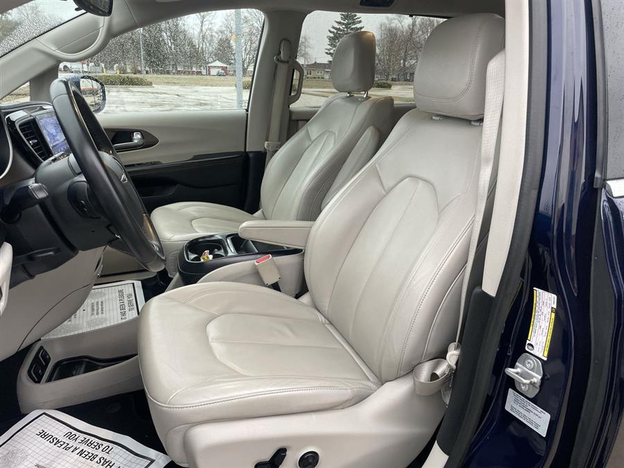2017 Chrysler Pacifica Touring-L FWD, available for sale in Elida, Ohio | Josh's All Under Ten LLC. Elida, Ohio 2017 Chrysler Pacifica Touring-L FWD, available for sale in Elida, Ohio | Josh's All Under Ten LLC. Elida, Ohio