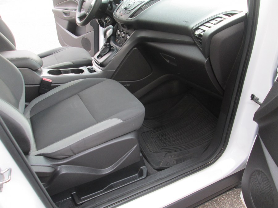 2016 Ford Escape FWD 4dr S, available for sale in Massapequa, New York | South Shore Auto Brokers & Sales. Massapequa, New York 2016 Ford Escape FWD 4dr S, available for sale in Massapequa, New York | South Shore Auto Brokers & Sales. Massapequa, New York