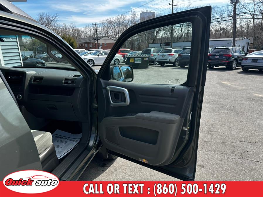 2006 Honda Ridgeline RTS AT, available for sale in Bristol, Connecticut | Quick Auto LLC. Bristol, Connecticut 2006 Honda Ridgeline RTS AT, available for sale in Bristol, Connecticut | Quick Auto LLC. Bristol, Connecticut