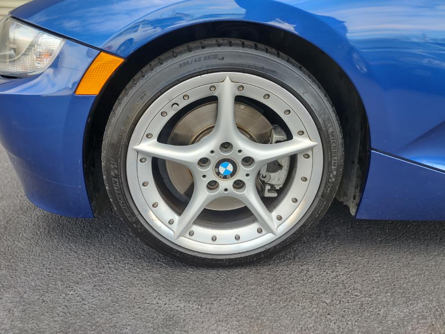 2007 BMW Z4 2dr Roadster 3.0si, available for sale in Wantagh, New York | Alpine Motors Inc. Wantagh, New York 2007 BMW Z4 2dr Roadster 3.0si, available for sale in Wantagh, New York | Alpine Motors Inc. Wantagh, New York