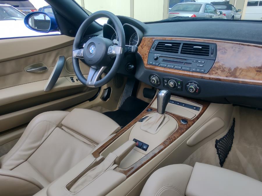 2007 BMW Z4 2dr Roadster 3.0si, available for sale in Wantagh, New York | Alpine Motors Inc. Wantagh, New York 2007 BMW Z4 2dr Roadster 3.0si, available for sale in Wantagh, New York | Alpine Motors Inc. Wantagh, New York