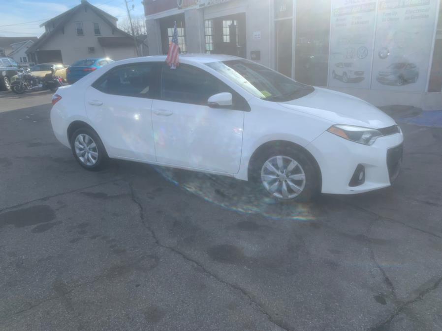 2016 Toyota Corolla 4dr Sdn CVT S (Natl), available for sale in Taunton, Massachusetts | Rt 138 Auto Center Inc . Taunton, Massachusetts 2016 Toyota Corolla 4dr Sdn CVT S (Natl), available for sale in Taunton, Massachusetts | Rt 138 Auto Center Inc . Taunton, Massachusetts