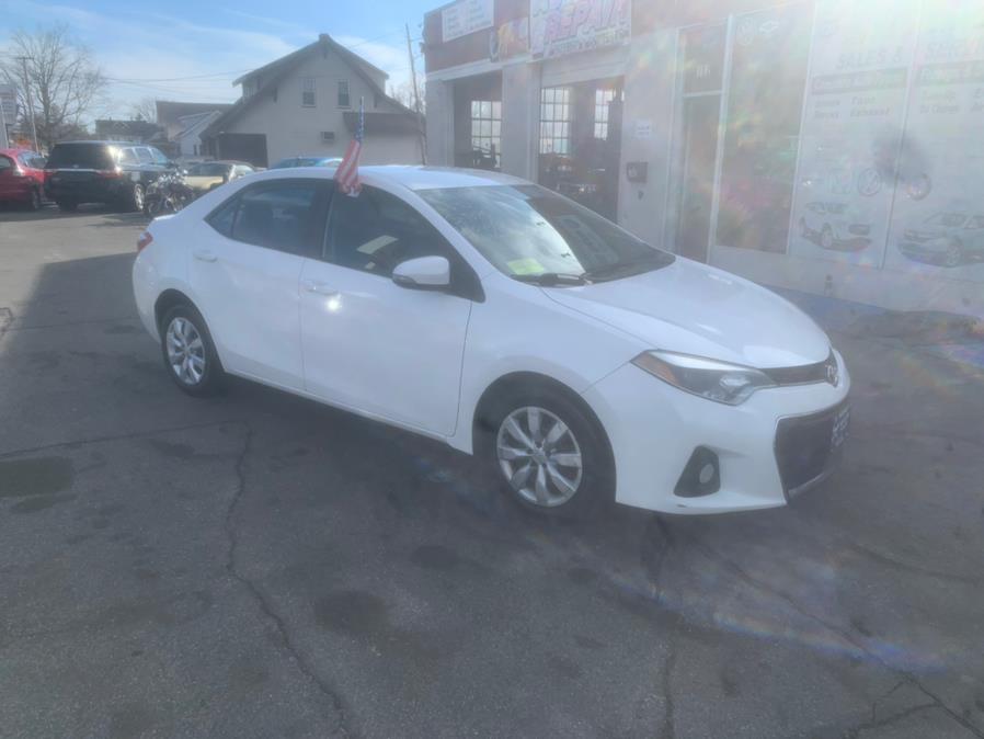 2016 Toyota Corolla 4dr Sdn CVT S (Natl), available for sale in Taunton, Massachusetts | Rt 138 Auto Center Inc . Taunton, Massachusetts 2016 Toyota Corolla 4dr Sdn CVT S (Natl), available for sale in Taunton, Massachusetts | Rt 138 Auto Center Inc . Taunton, Massachusetts