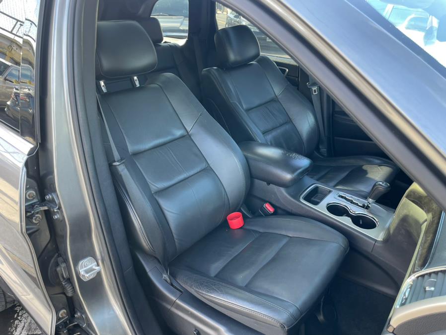 2013 Jeep Grand Cherokee 4WD 4dr Laredo Altitude *Ltd Avail*, available for sale in Brooklyn, New York | Worlds Best Auto Inc. Brooklyn, New York 2013 Jeep Grand Cherokee 4WD 4dr Laredo Altitude *Ltd Avail*, available for sale in Brooklyn, New York | Worlds Best Auto Inc. Brooklyn, New York