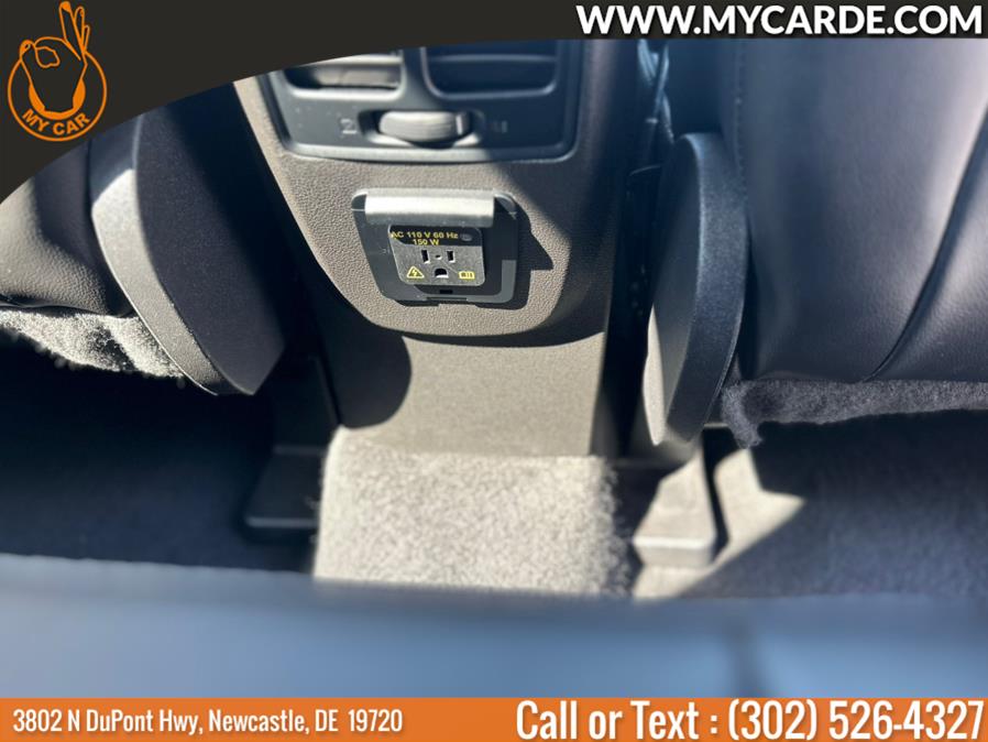 2017 Ford Escape Titanium 4WD, available for sale in Newcastle, Delaware | My Car. Newcastle, Delaware 2017 Ford Escape Titanium 4WD, available for sale in Newcastle, Delaware | My Car. Newcastle, Delaware