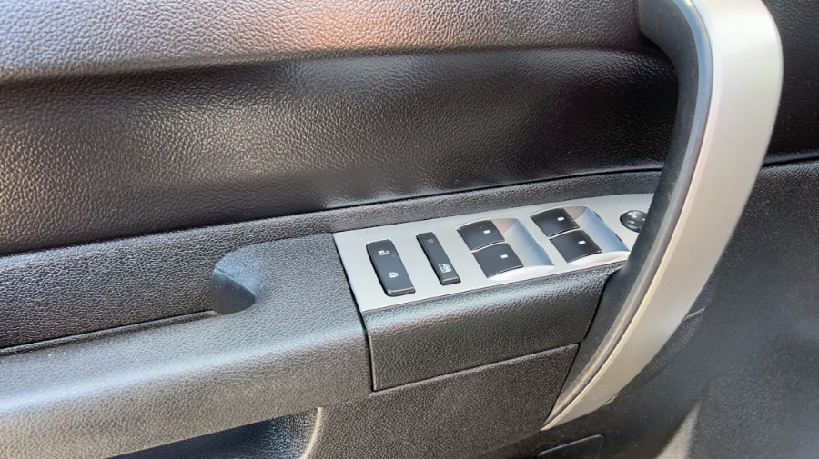 2010 GMC Sierra 2500HD 4WD Crew Cab 153" SLE, available for sale in Waterbury, Connecticut | West End Automotive Center. Waterbury, Connecticut 2010 GMC Sierra 2500HD 4WD Crew Cab 153" SLE, available for sale in Waterbury, Connecticut | West End Automotive Center. Waterbury, Connecticut