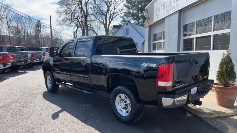 2010 GMC Sierra 2500HD 4WD Crew Cab 153" SLE, available for sale in Waterbury, Connecticut | West End Automotive Center. Waterbury, Connecticut 2010 GMC Sierra 2500HD 4WD Crew Cab 153" SLE, available for sale in Waterbury, Connecticut | West End Automotive Center. Waterbury, Connecticut