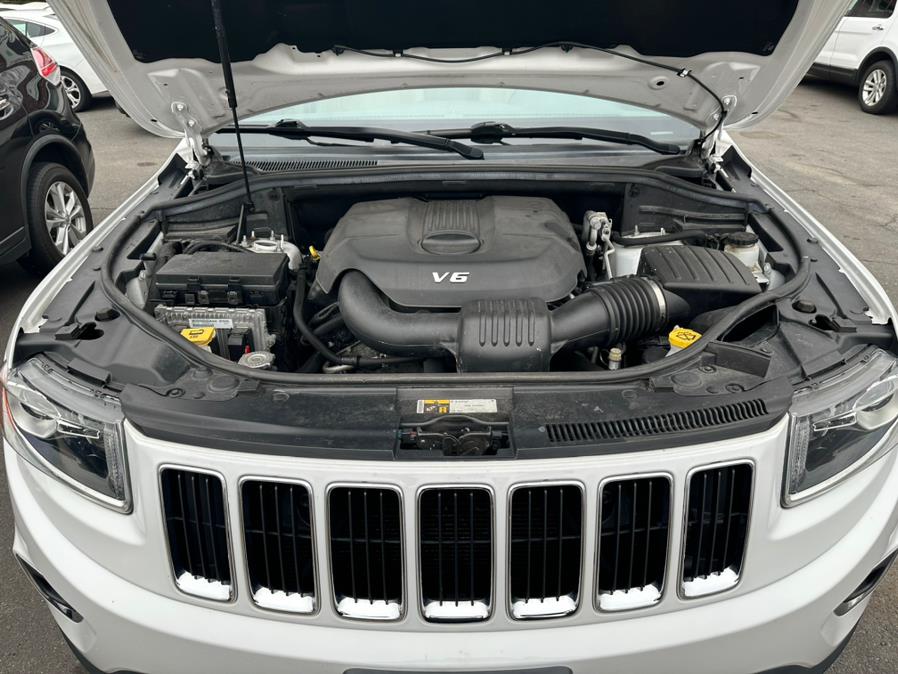2015 Jeep Grand Cherokee 4WD 4dr Laredo, available for sale in New Britain, Connecticut | Central Auto Sales & Service. New Britain, Connecticut 2015 Jeep Grand Cherokee 4WD 4dr Laredo, available for sale in New Britain, Connecticut | Central Auto Sales & Service. New Britain, Connecticut