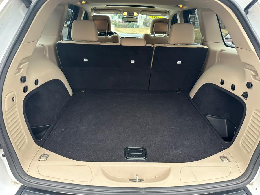 2015 Jeep Grand Cherokee 4WD 4dr Laredo, available for sale in New Britain, Connecticut | Central Auto Sales & Service. New Britain, Connecticut 2015 Jeep Grand Cherokee 4WD 4dr Laredo, available for sale in New Britain, Connecticut | Central Auto Sales & Service. New Britain, Connecticut