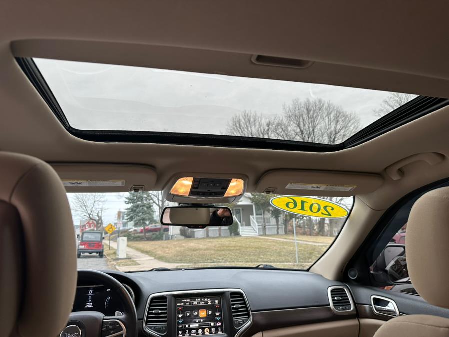2015 Jeep Grand Cherokee 4WD 4dr Laredo, available for sale in New Britain, Connecticut | Central Auto Sales & Service. New Britain, Connecticut 2015 Jeep Grand Cherokee 4WD 4dr Laredo, available for sale in New Britain, Connecticut | Central Auto Sales & Service. New Britain, Connecticut