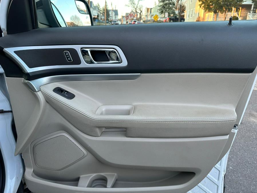 2013 Ford Explorer 4WD 4dr XLT, available for sale in New Britain, Connecticut | Central Auto Sales & Service. New Britain, Connecticut 2013 Ford Explorer 4WD 4dr XLT, available for sale in New Britain, Connecticut | Central Auto Sales & Service. New Britain, Connecticut