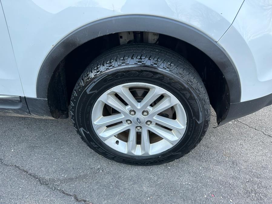 2013 Ford Explorer 4WD 4dr XLT, available for sale in New Britain, Connecticut | Central Auto Sales & Service. New Britain, Connecticut 2013 Ford Explorer 4WD 4dr XLT, available for sale in New Britain, Connecticut | Central Auto Sales & Service. New Britain, Connecticut