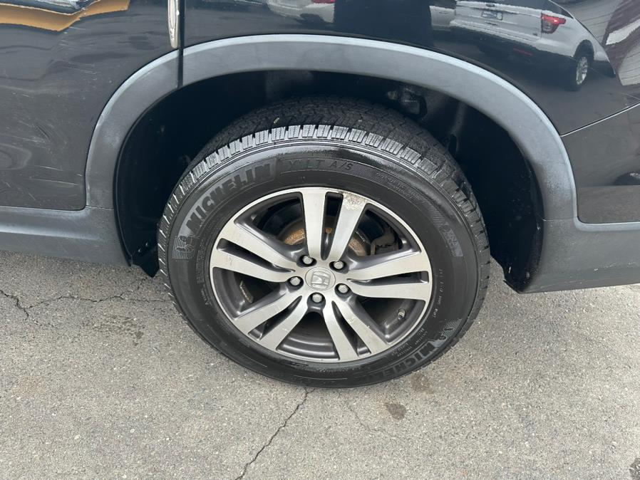 2016 Honda Pilot AWD 4dr EX-L w/Navi, available for sale in New Britain, Connecticut | Central Auto Sales & Service. New Britain, Connecticut 2016 Honda Pilot AWD 4dr EX-L w/Navi, available for sale in New Britain, Connecticut | Central Auto Sales & Service. New Britain, Connecticut