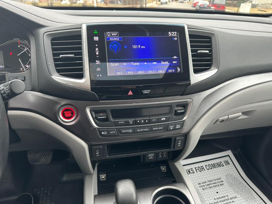 2016 Honda Pilot AWD 4dr EX-L w/Navi, available for sale in New Britain, Connecticut | Central Auto Sales & Service. New Britain, Connecticut 2016 Honda Pilot AWD 4dr EX-L w/Navi, available for sale in New Britain, Connecticut | Central Auto Sales & Service. New Britain, Connecticut