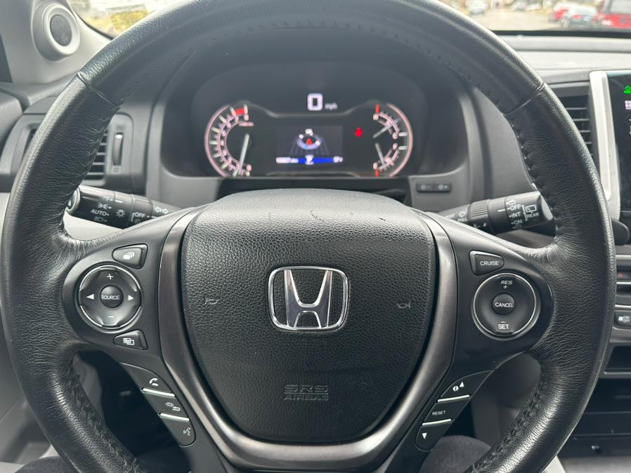 2016 Honda Pilot AWD 4dr EX-L w/Navi, available for sale in New Britain, Connecticut | Central Auto Sales & Service. New Britain, Connecticut 2016 Honda Pilot AWD 4dr EX-L w/Navi, available for sale in New Britain, Connecticut | Central Auto Sales & Service. New Britain, Connecticut