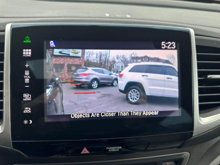 2016 Honda Pilot AWD 4dr EX-L w/Navi, available for sale in New Britain, Connecticut | Central Auto Sales & Service. New Britain, Connecticut 2016 Honda Pilot AWD 4dr EX-L w/Navi, available for sale in New Britain, Connecticut | Central Auto Sales & Service. New Britain, Connecticut