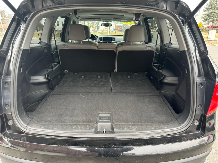 2016 Honda Pilot AWD 4dr EX-L w/Navi, available for sale in New Britain, Connecticut | Central Auto Sales & Service. New Britain, Connecticut 2016 Honda Pilot AWD 4dr EX-L w/Navi, available for sale in New Britain, Connecticut | Central Auto Sales & Service. New Britain, Connecticut