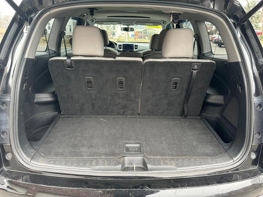 2016 Honda Pilot AWD 4dr EX-L w/Navi, available for sale in New Britain, Connecticut | Central Auto Sales & Service. New Britain, Connecticut 2016 Honda Pilot AWD 4dr EX-L w/Navi, available for sale in New Britain, Connecticut | Central Auto Sales & Service. New Britain, Connecticut