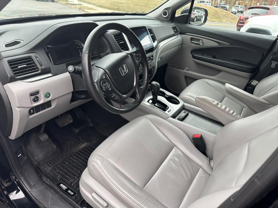 2016 Honda Pilot AWD 4dr EX-L w/Navi, available for sale in New Britain, Connecticut | Central Auto Sales & Service. New Britain, Connecticut 2016 Honda Pilot AWD 4dr EX-L w/Navi, available for sale in New Britain, Connecticut | Central Auto Sales & Service. New Britain, Connecticut