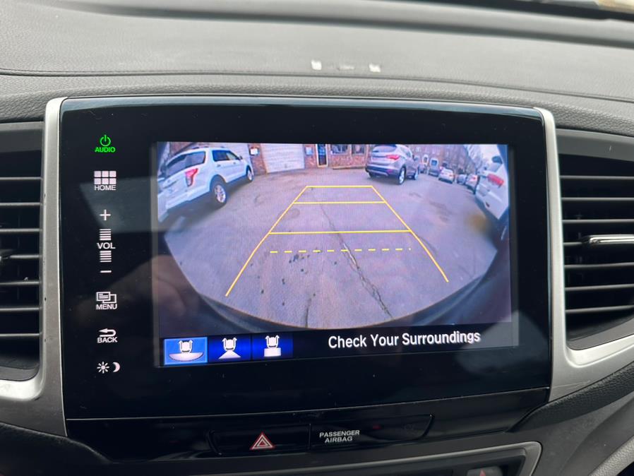 2016 Honda Pilot AWD 4dr EX-L w/Navi, available for sale in New Britain, Connecticut | Central Auto Sales & Service. New Britain, Connecticut 2016 Honda Pilot AWD 4dr EX-L w/Navi, available for sale in New Britain, Connecticut | Central Auto Sales & Service. New Britain, Connecticut