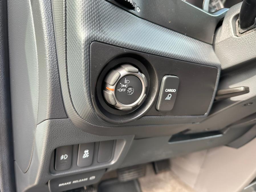 2011 Honda Ridgeline 4WD Crew Cab RTL w/Navi, available for sale in South Windsor, Connecticut | Mike And Tony Auto Sales, Inc. South Windsor, Connecticut 2011 Honda Ridgeline 4WD Crew Cab RTL w/Navi, available for sale in South Windsor, Connecticut | Mike And Tony Auto Sales, Inc. South Windsor, Connecticut