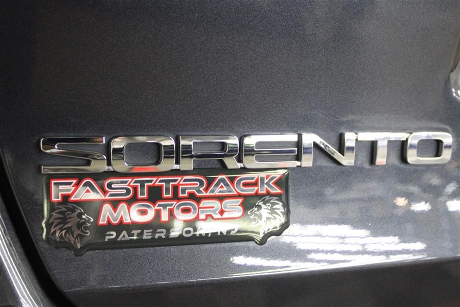 2018 Kia Sorento SX, available for sale in Paterson, New Jersey | Fast Track Motors. Paterson, New Jersey 2018 Kia Sorento SX, available for sale in Paterson, New Jersey | Fast Track Motors. Paterson, New Jersey