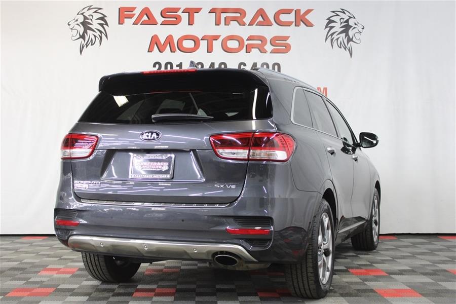 2018 Kia Sorento SX, available for sale in Paterson, New Jersey | Fast Track Motors. Paterson, New Jersey 2018 Kia Sorento SX, available for sale in Paterson, New Jersey | Fast Track Motors. Paterson, New Jersey