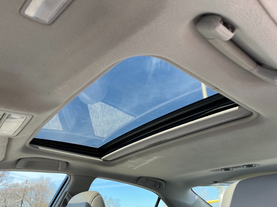 2009 Toyota Camry 4dr Sdn I4 Auto XLE (Natl), available for sale in Lyndhurst, New Jersey | Cars With Deals. Lyndhurst, New Jersey 2009 Toyota Camry 4dr Sdn I4 Auto XLE (Natl), available for sale in Lyndhurst, New Jersey | Cars With Deals. Lyndhurst, New Jersey