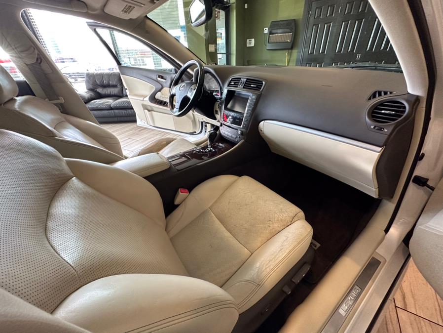 2011 Lexus IS 250 4dr Sport Sdn Auto AWD, available for sale in West Hartford, Connecticut | AutoMax. West Hartford, Connecticut 2011 Lexus IS 250 4dr Sport Sdn Auto AWD, available for sale in West Hartford, Connecticut | AutoMax. West Hartford, Connecticut
